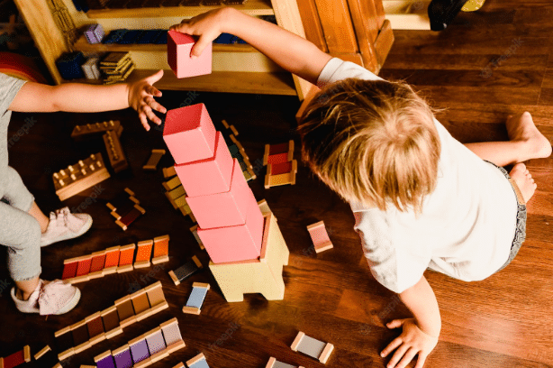 discover-the-difference-exploring-montessori-vs-traditional-schooling